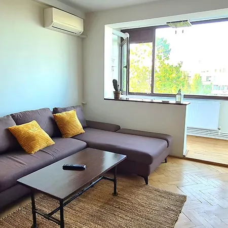 Manolo's Seaside Nest Apartment